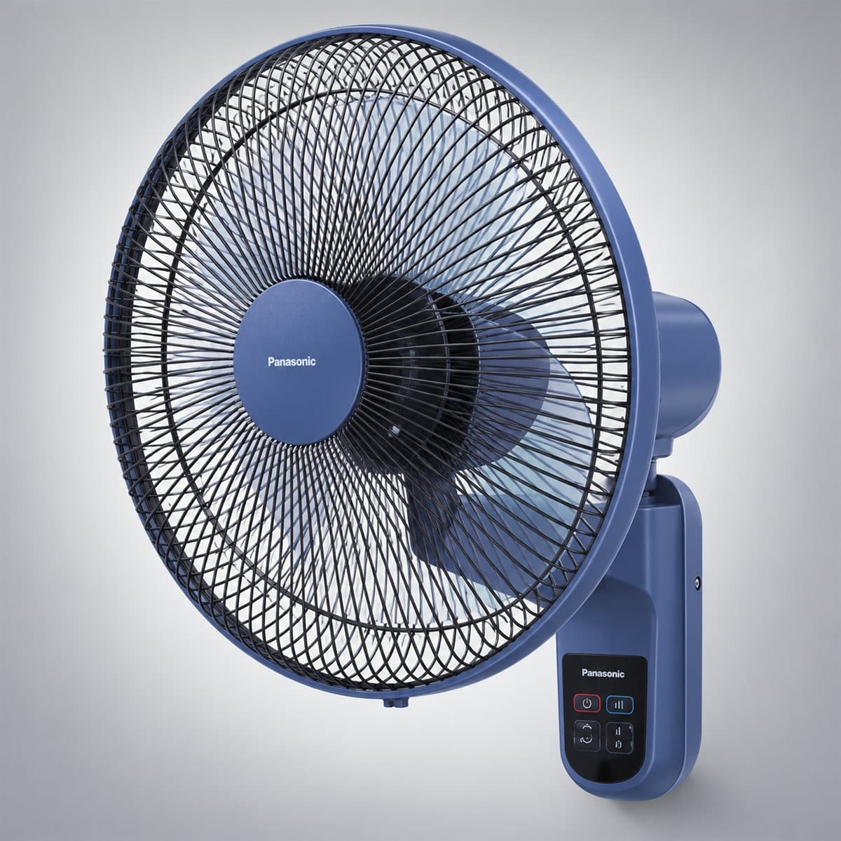 Quạt treo tường F-409M Panasonic chụp góc nghiêng 3/4, thấy rõ mặt và cạnh bên