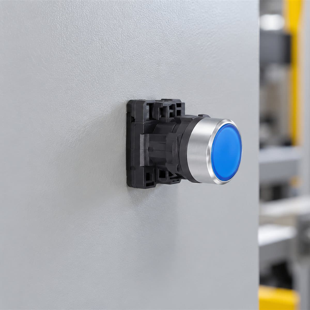 Nút nhấn có đèn Harmony XA2 Ø22 Schneider đã lắp đặt trong nhà