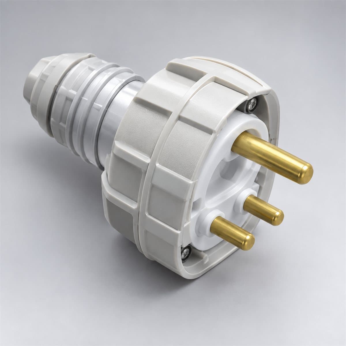 Ổ cắm có công tắc chống nước S56 Schneider chụp góc nghiêng 3/4, thấy rõ mặt và cạnh bên