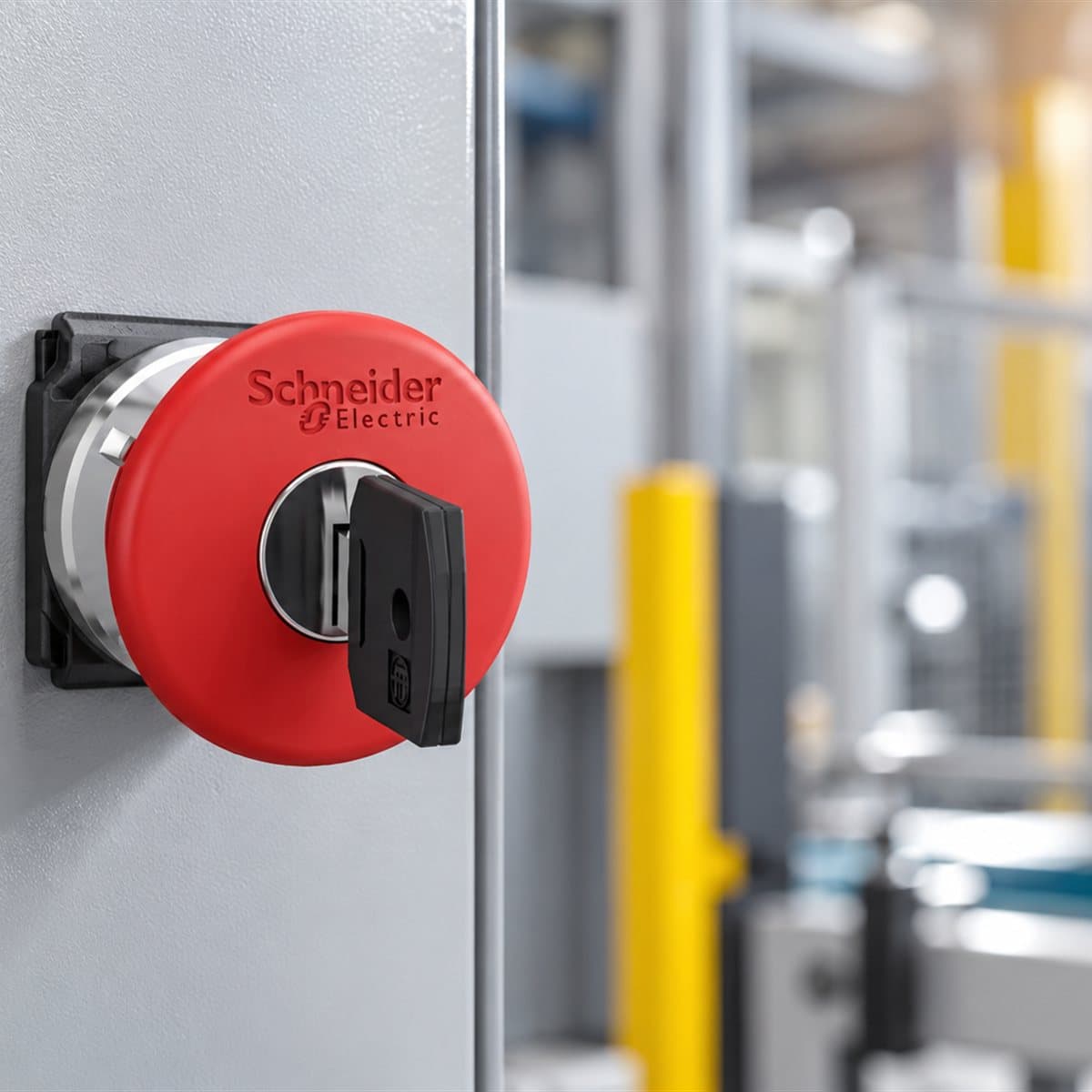 Nút dừng khẩn nhả bằng chìa trọn bộ Harmony XB4 Schneider đã lắp đặt trong nhà