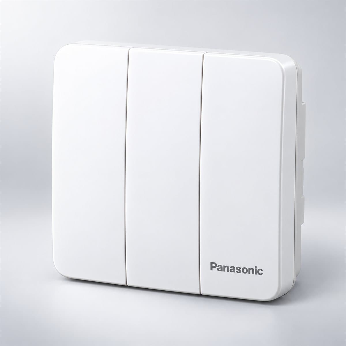 Bộ 3 công tắc B, 1 chiều, cắm nhanh Minerva Panasonic chụp góc nghiêng 3/4, thấy rõ mặt và cạnh bên