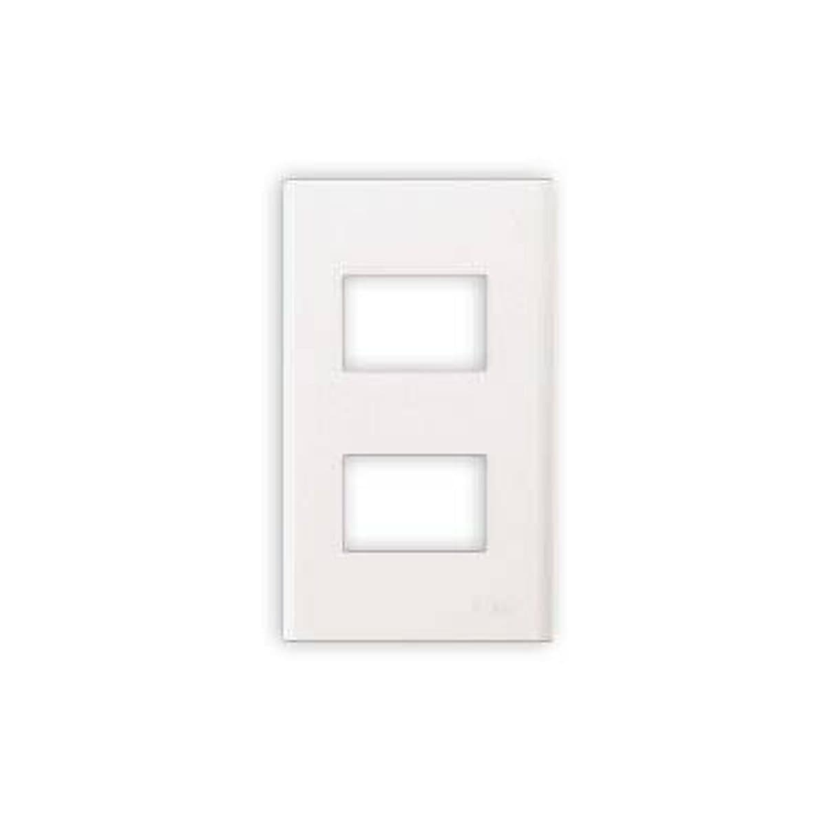 Mặt dùng cho 2 thiết bị Refina Wide Panasonic trên nền trắng, ảnh sản phẩm chính diện