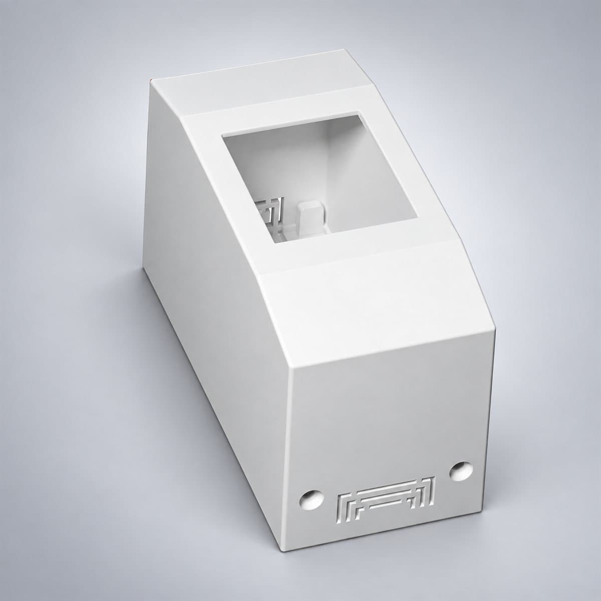 Hộp nổi dùng cho CB 2 tép Panasonic chụp góc nghiêng 3/4, thấy rõ mặt và cạnh bên