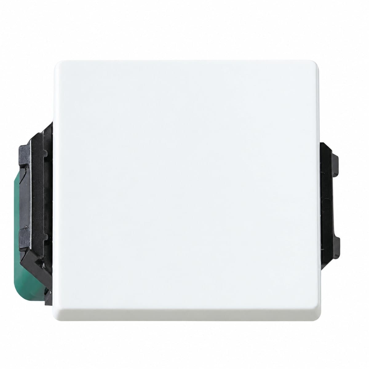 Công tắc C, 2 chiều, loại trung Halumie Panasonic trên nền trắng, ảnh sản phẩm chính diện