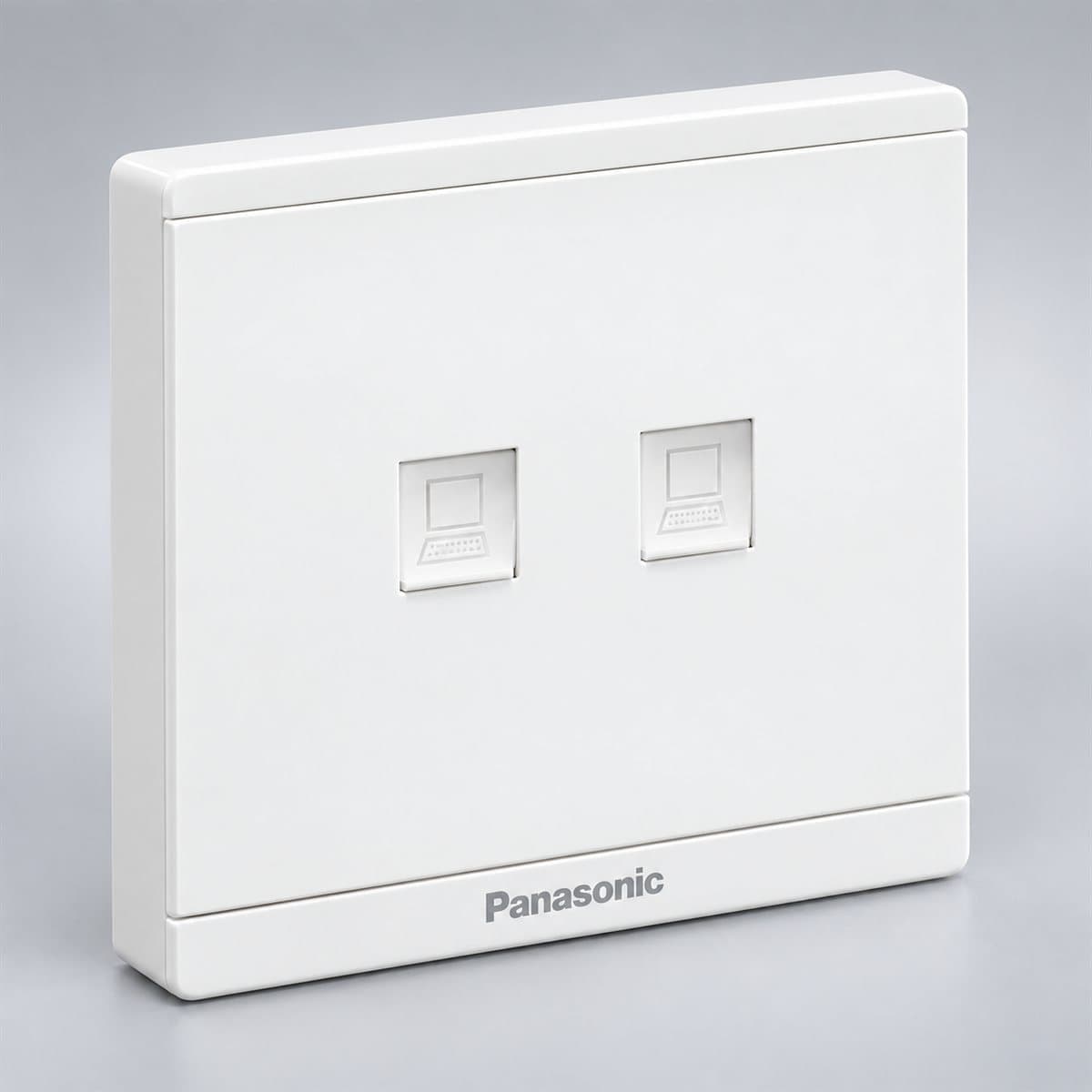 Bộ 2 ổ cắm data CAT5E Moderva Panasonic chụp góc nghiêng 3/4, thấy rõ mặt và cạnh bên