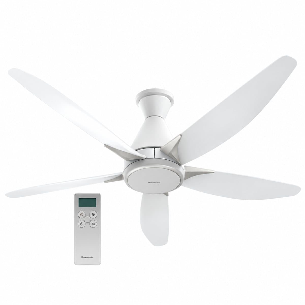 Quạt trần F-60GDS Panasonic trên nền trắng, ảnh sản phẩm chính diện