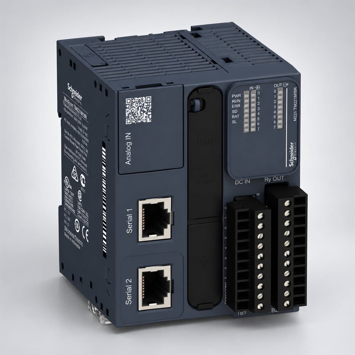 Bộ điều khiển PLC Modicon M221 Schneider chụp góc nghiêng 3/4, thấy rõ mặt và cạnh bên