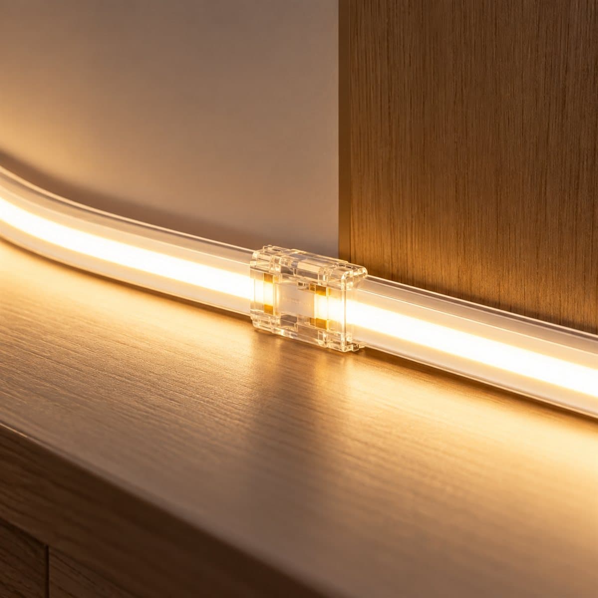 Khớp nối giữa LED dây COB Panasonic đã lắp đặt, đang chiếu sáng