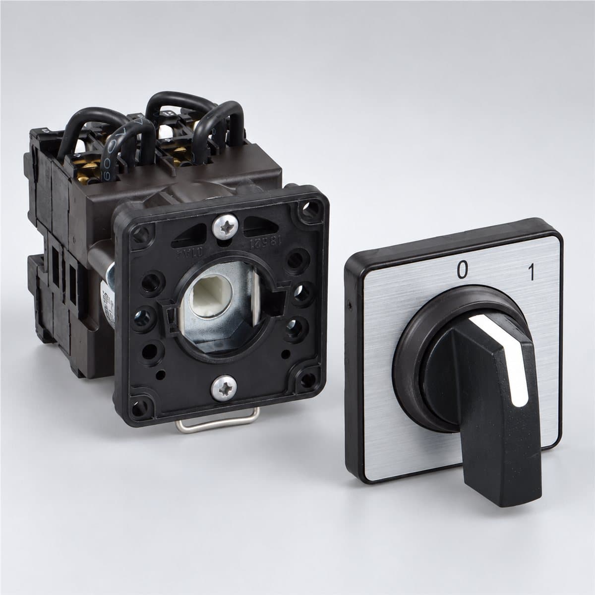 Công tắc cam Harmony K1 12A lắp lỗ Ø22 Schneider chụp góc nghiêng 3/4, thấy rõ mặt và cạnh bên