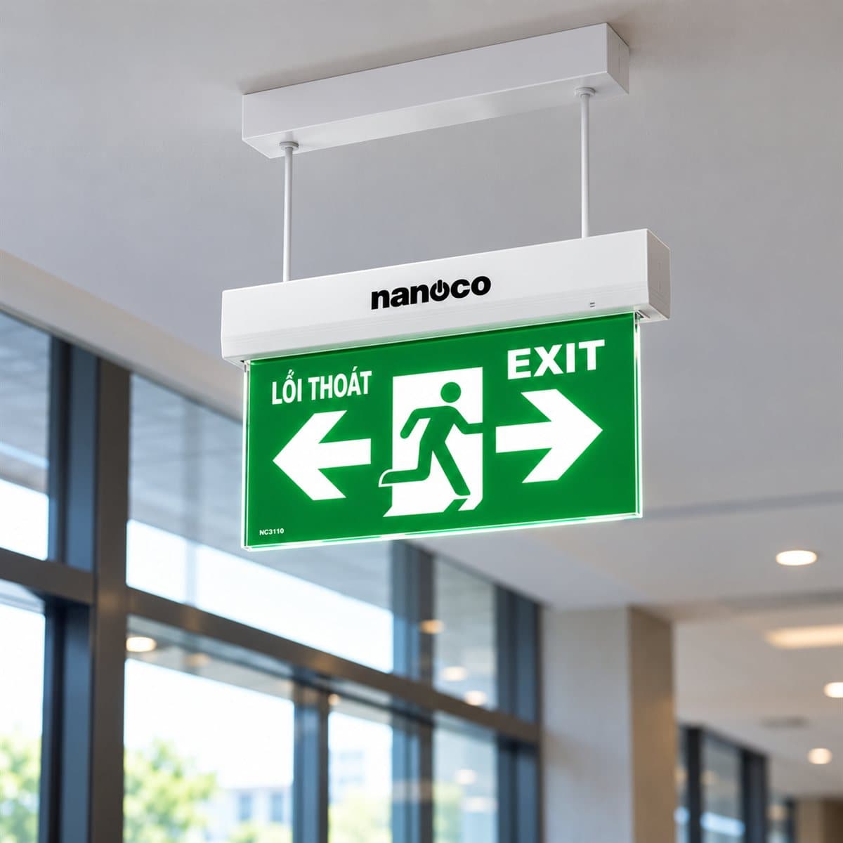 Đèn thoát hiểm LED (EXIT) Panasonic đã lắp đặt, đang chiếu sáng