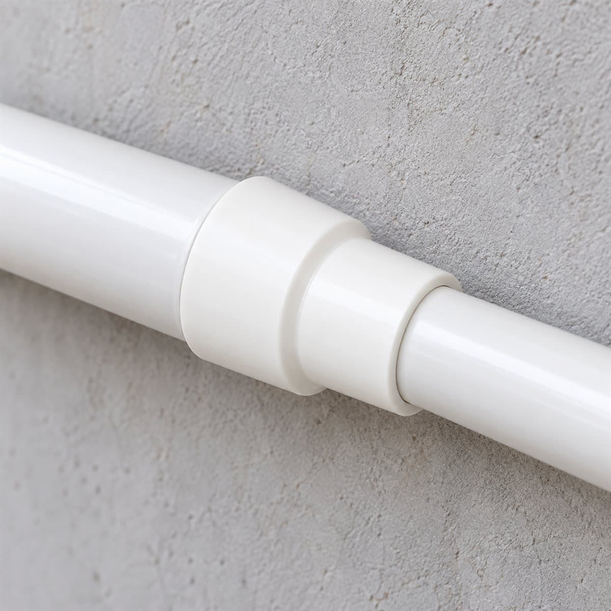 Đầu giảm ống luồn PVC Panasonic đã lắp đặt trong nhà