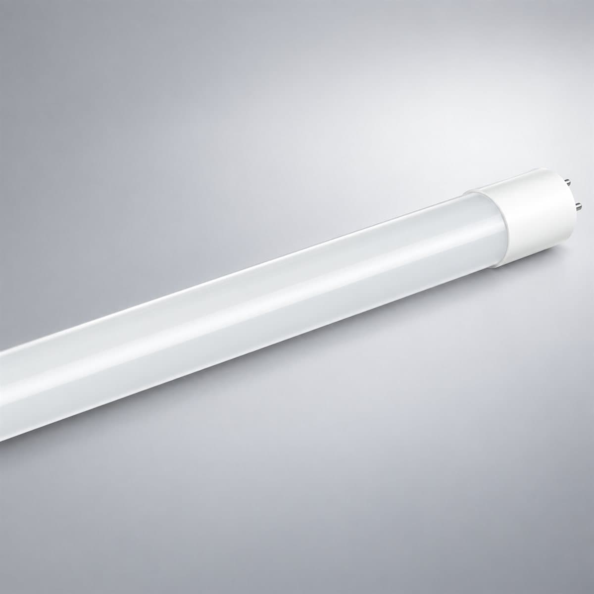 Đèn LED tuýp T8 Lite Series Panasonic chụp góc nghiêng 3/4, thấy rõ thân và cạnh bên