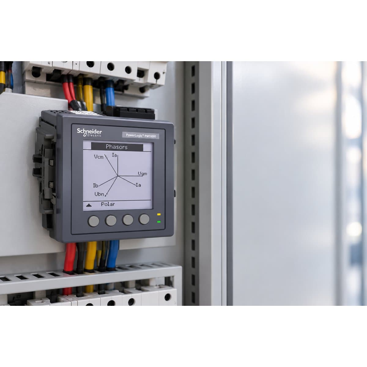 Đồng hồ đo đa giá PMS5000 Schneider đã lắp đặt trong nhà