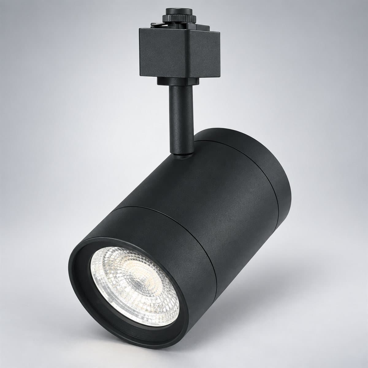 Đèn track light chiếu điểm NTR Panasonic chụp góc nghiêng 3/4, thấy rõ thân và cạnh bên