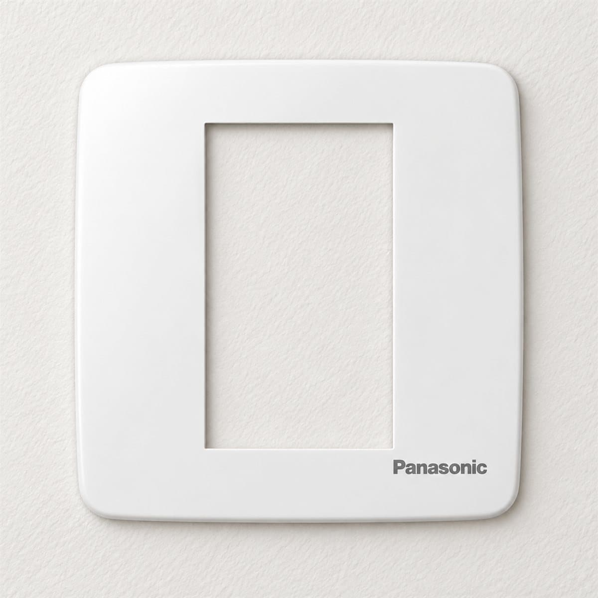 Mặt vuông dùng cho 3 thiết bị Minerva Panasonic đã lắp đặt trong nhà
