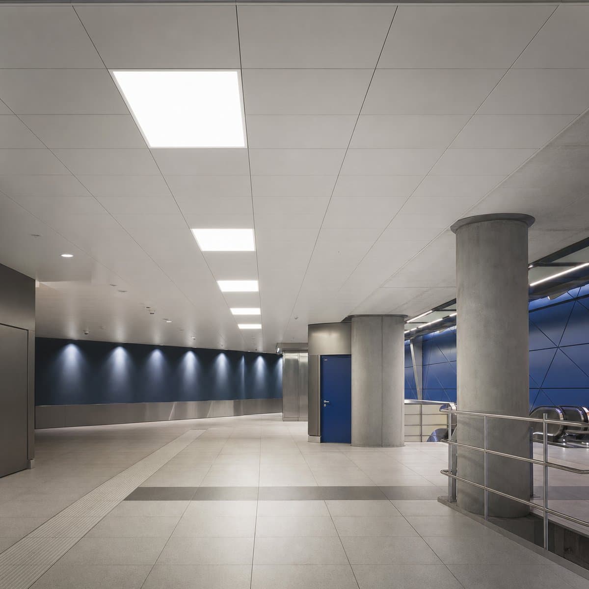 LEDCOMFO Panel Visio đã lắp đặt, ứng dụng metros, offices, public areas, hospitals, đang chiếu sáng