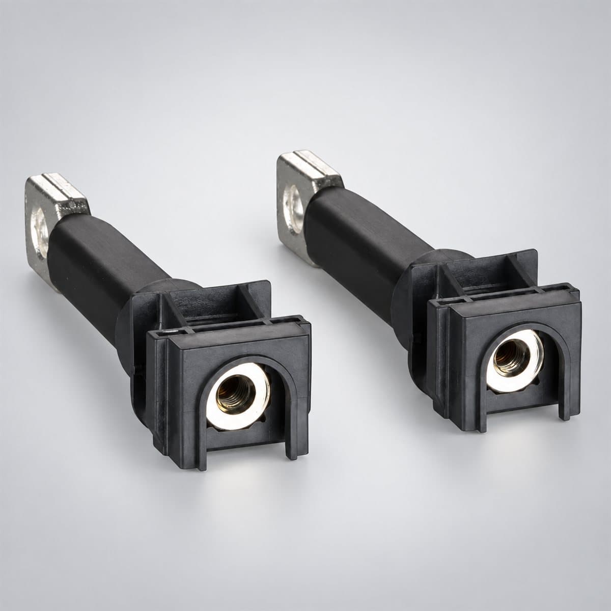 Đầu nối phía sau loại dài cho MCCB ComPacT NSX Schneider chụp góc nghiêng 3/4, thấy rõ mặt và cạnh bên