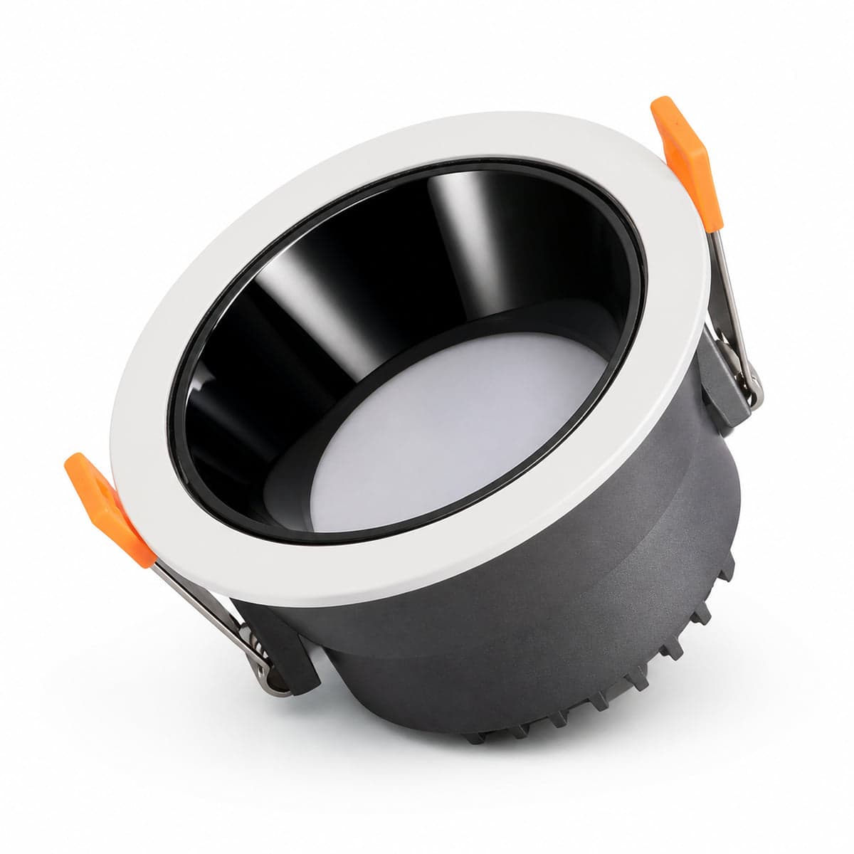 Đèn DOWNLIGHT CHỐNG CHOÁ trên nền trắng, ảnh sản phẩm chính diện