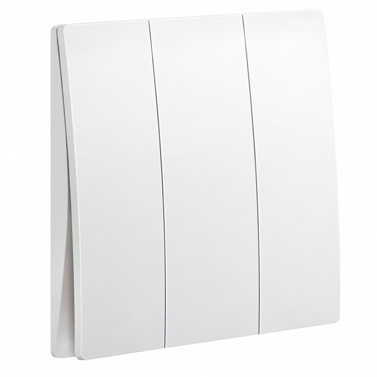 Công tắc ba 1 chiều Mallia Senses Legrand trên nền trắng, ảnh sản phẩm chính diện