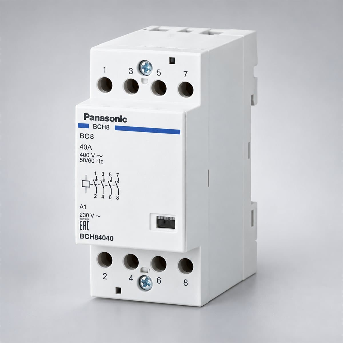 Khởi động từ dạng DIN Panasonic chụp góc nghiêng 3/4, thấy rõ mặt và cạnh bên