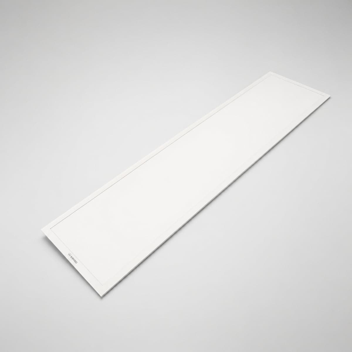 Đèn VAL PANEL chụp góc nghiêng 3/4, thấy rõ thân và mặt bên
