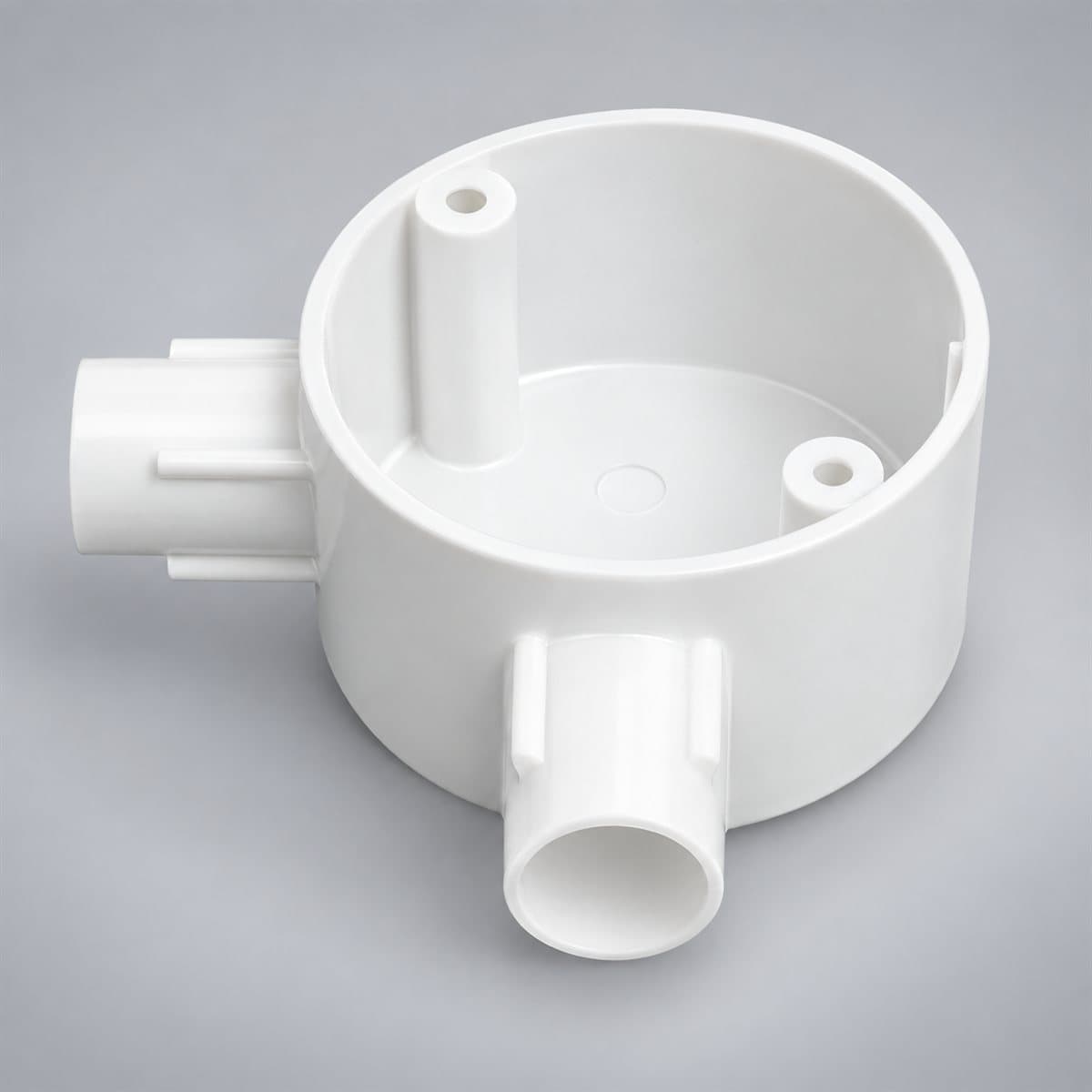 Hộp nối tròn 2 ngã vuông ống luồn PVC Panasonic chụp góc nghiêng 3/4, thấy rõ mặt và cạnh bên