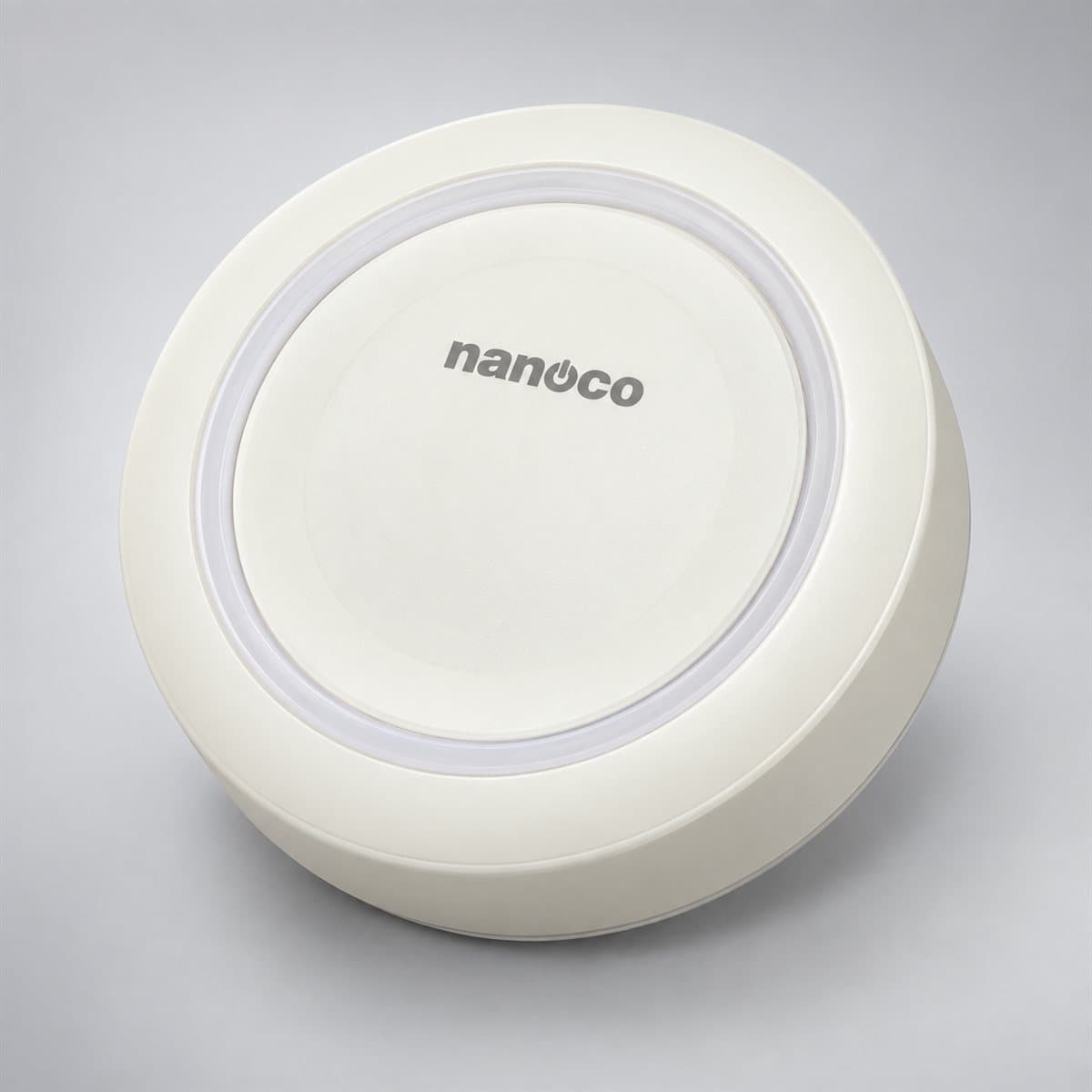 Bộ chuông điện không dây không dùng pin ND153 Panasonic chụp góc nghiêng 3/4, thấy rõ mặt và cạnh bên