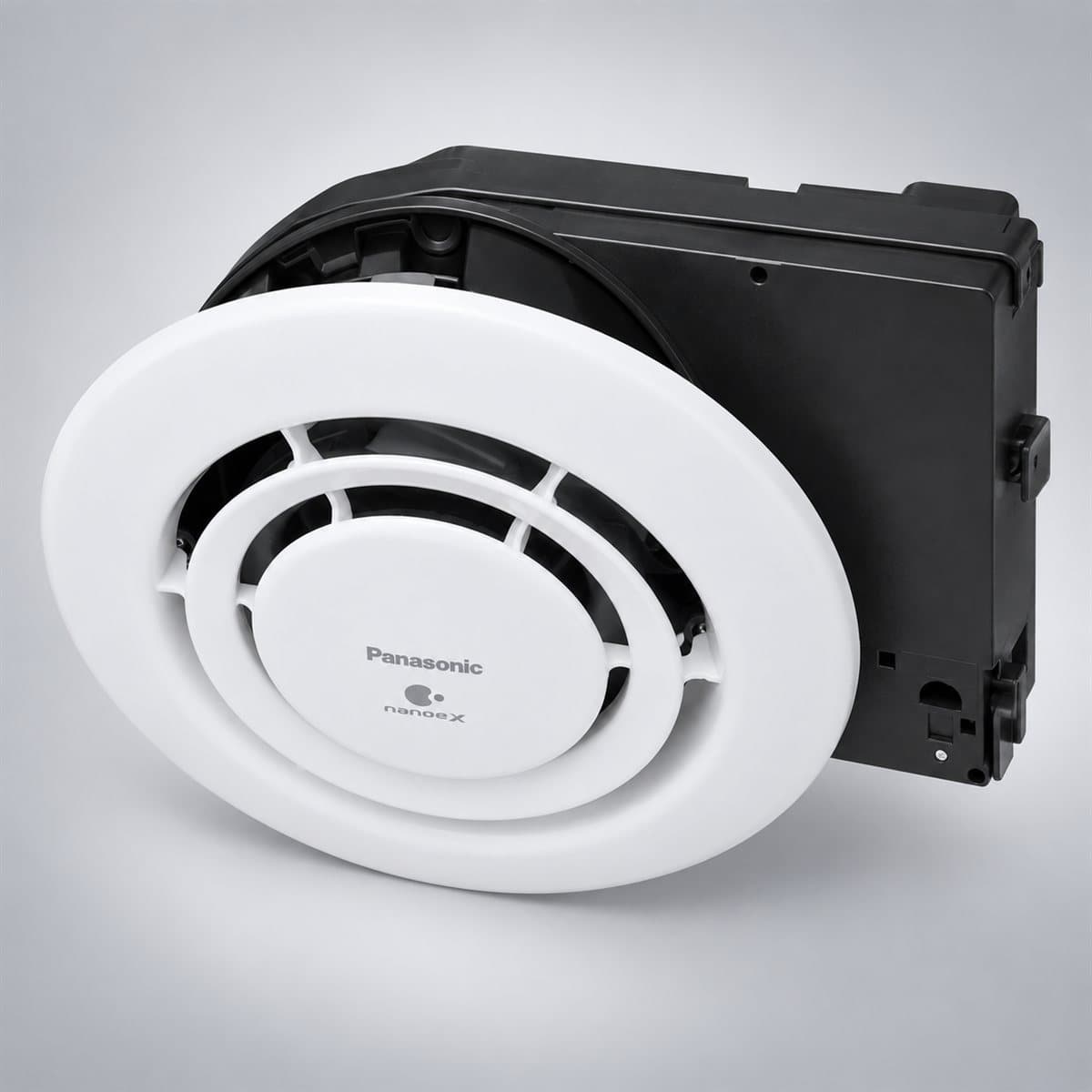 Thiết bị phát ion nanoe X Panasonic chụp góc nghiêng 3/4, thấy rõ mặt và cạnh bên