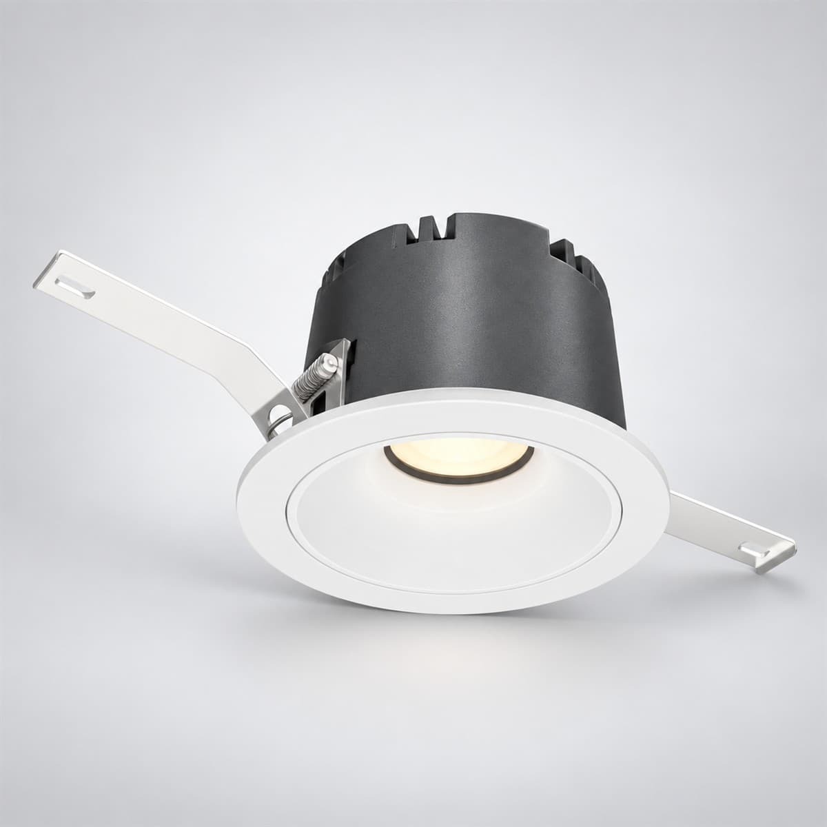 Đèn Spotlight âm trần 12W 40° Tunable white Lumi chụp góc nghiêng 3/4, thấy rõ thân và cạnh bên