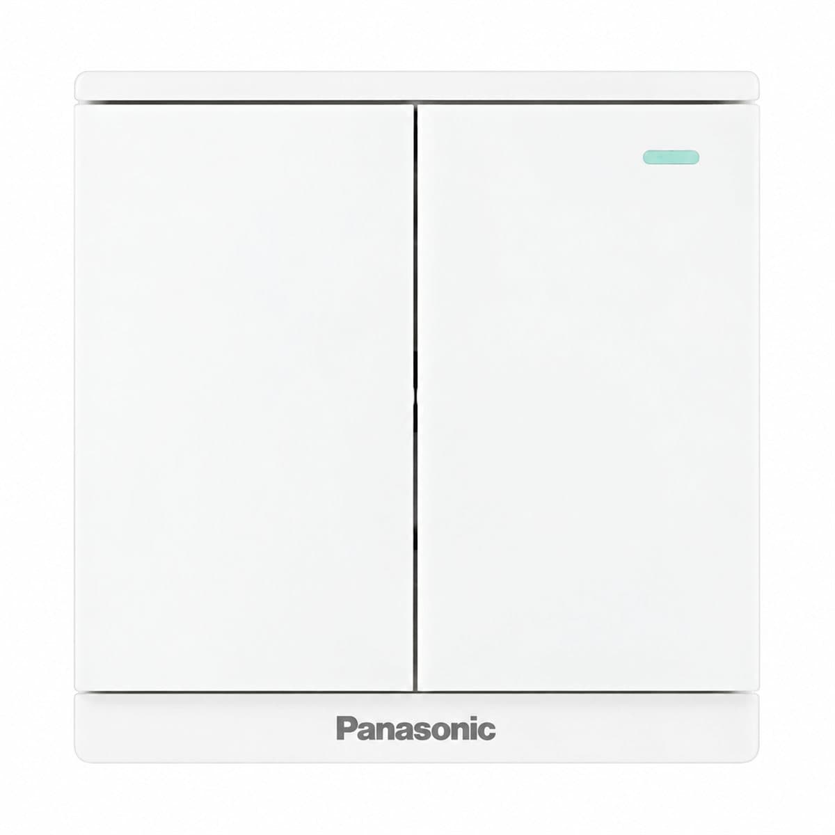 Bộ 2 công tắc B, 1 chiều, dạ quang Moderva Panasonic trên nền trắng, ảnh sản phẩm chính diện