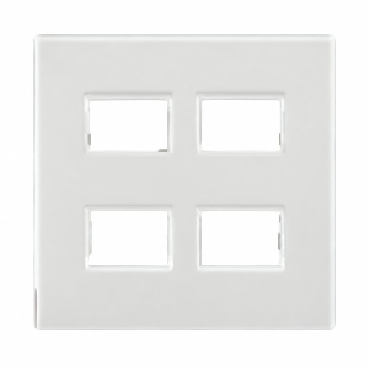 Mặt dùng cho thiết bị, 4 mô-đun Rivia Legrand trên nền trắng, ảnh sản phẩm chính diện