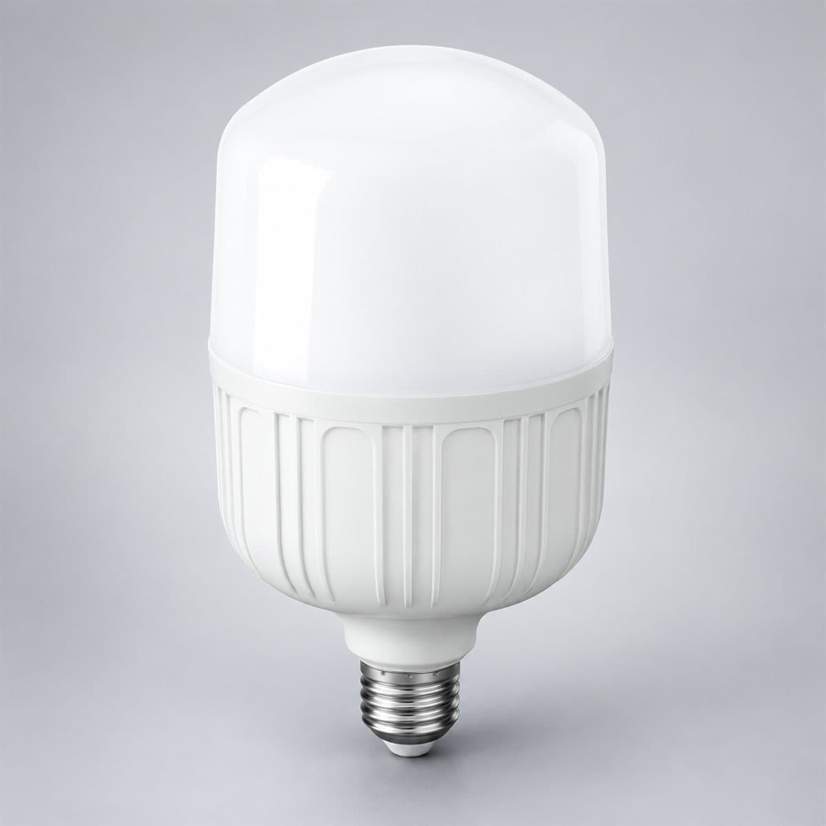 Bóng đèn LED bulb trụ E27 Titan Series Panasonic chụp góc nghiêng 3/4, thấy rõ thân và cạnh bên