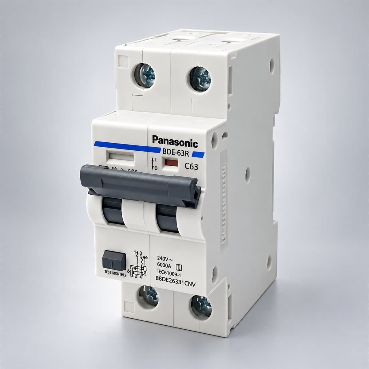 Cầu dao chống rò RCBO DIN Panasonic chụp góc nghiêng 3/4, thấy rõ mặt và cạnh bên