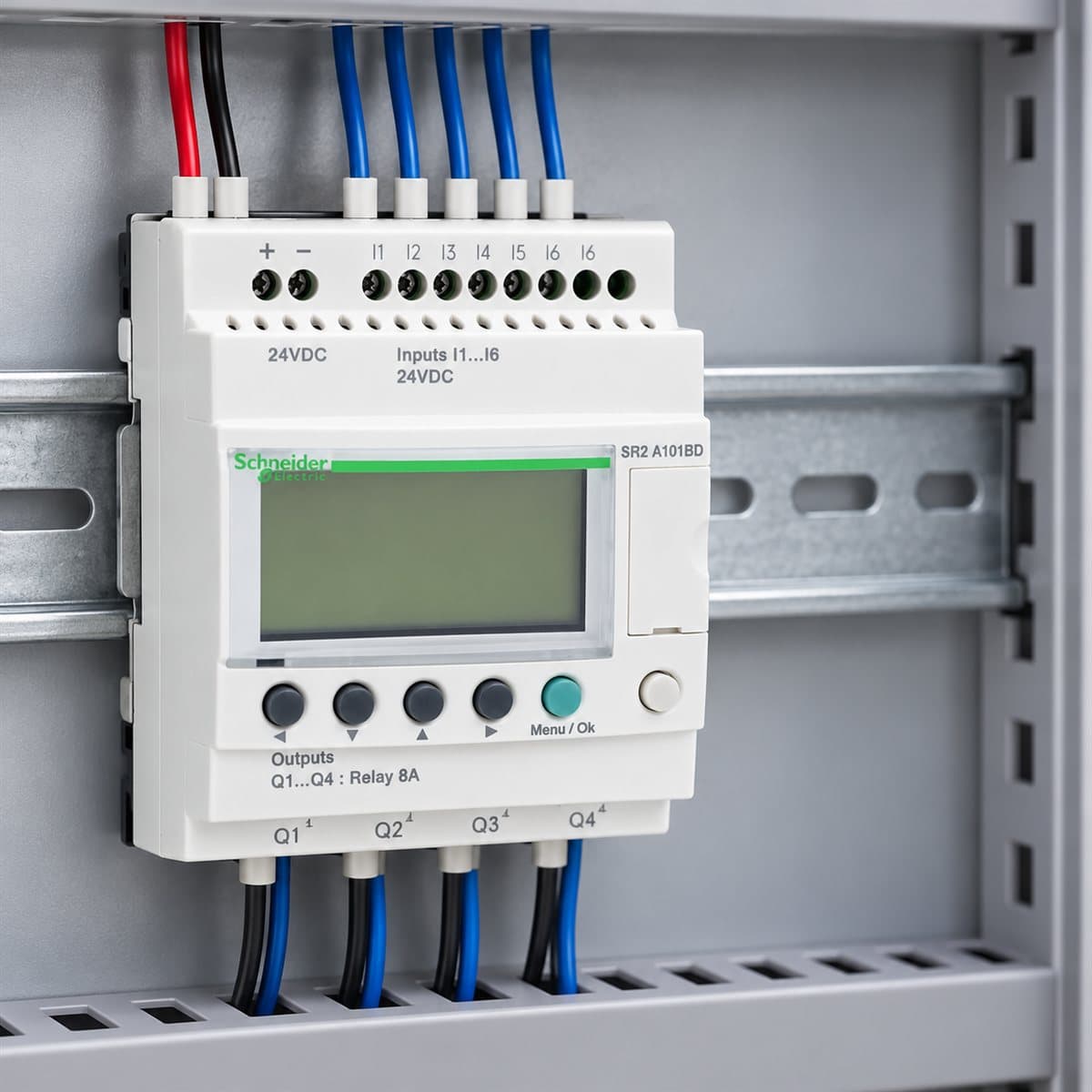 Rơ le thông minh Zelio Logic Compact, có màn hình Schneider đã lắp đặt trong nhà