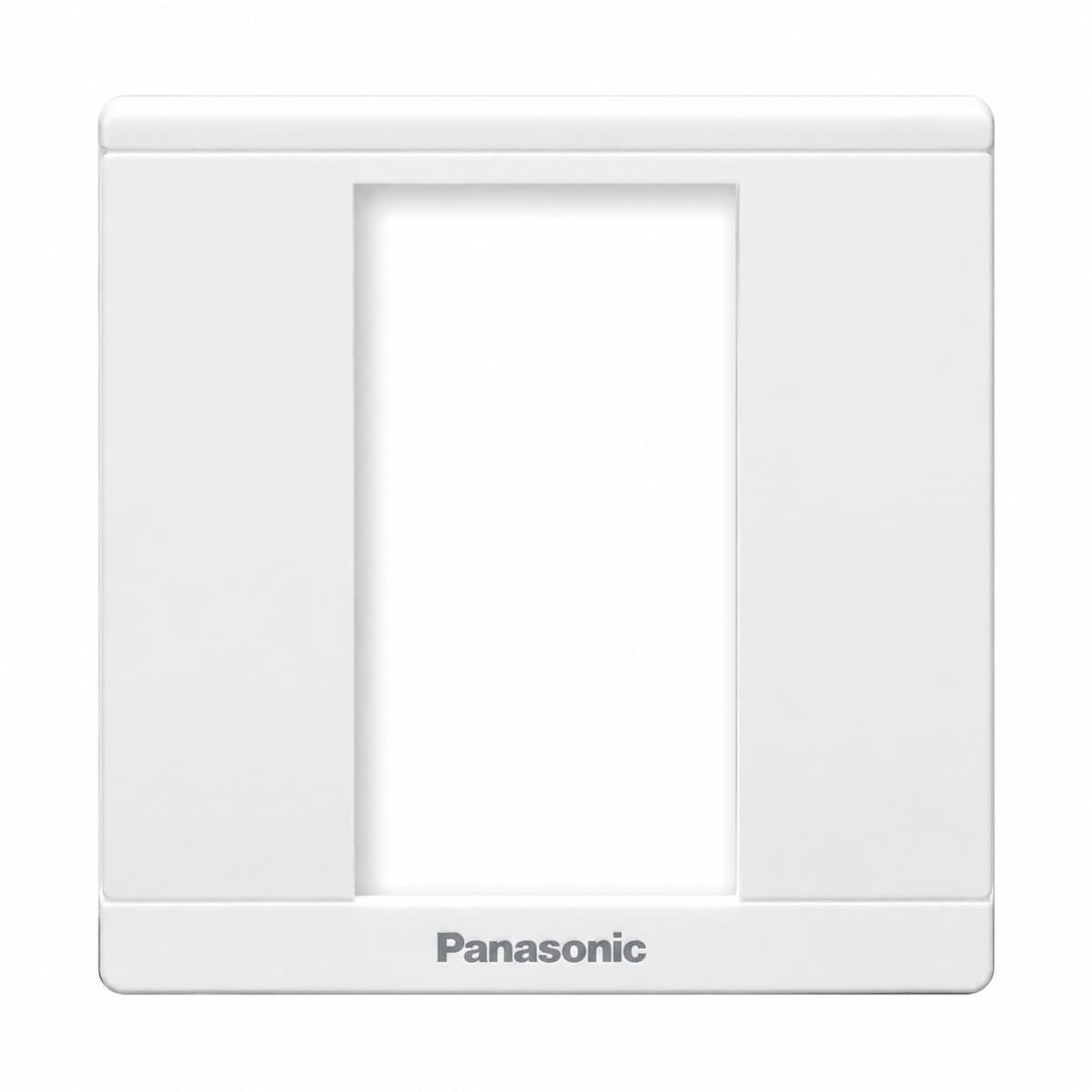 Mặt vuông dùng cho 3 thiết bị Moderva Panasonic trên nền trắng, ảnh sản phẩm chính diện