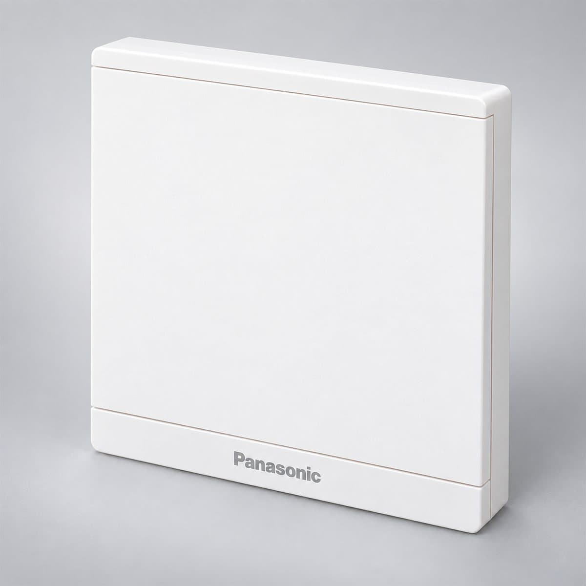 Mặt vuông kín đơn Moderva Panasonic chụp góc nghiêng 3/4, thấy rõ mặt và cạnh bên
