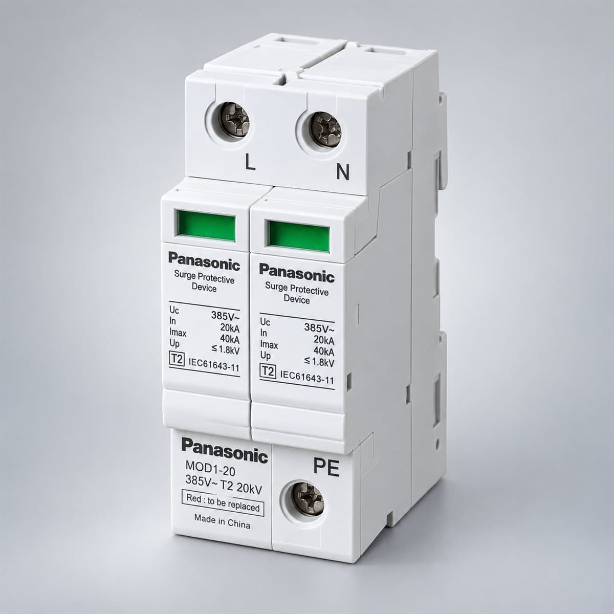 Tủ điện âm tường Moderva Panasonic chụp góc nghiêng 3/4, thấy rõ mặt và cạnh bên