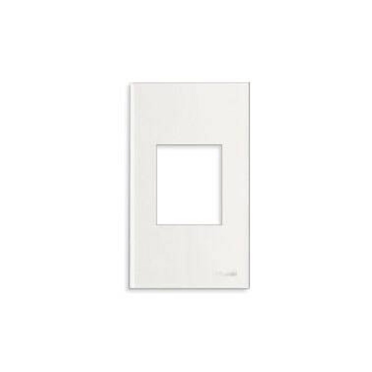 Mặt dùng riêng cho ổ cắm đơn 3 chấu Refina Wide Panasonic trên nền trắng, ảnh sản phẩm chính diện