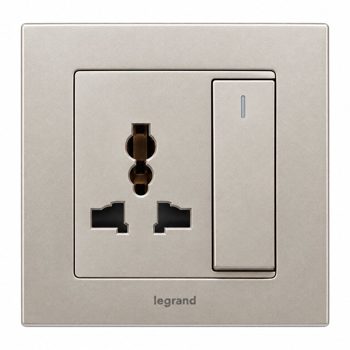 1G MULTISTANDARD + EURO-US SWITCHED SOCKET Obria Legrand trên nền trắng, ảnh sản phẩm chính diện
