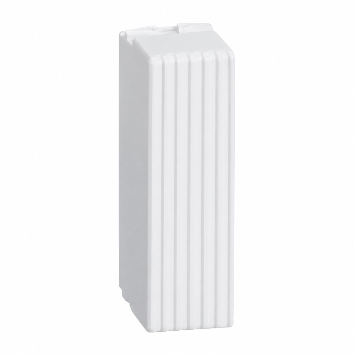 Nút che trơn 0.5 mô-đun Rivia Legrand trên nền trắng, ảnh sản phẩm chính diện