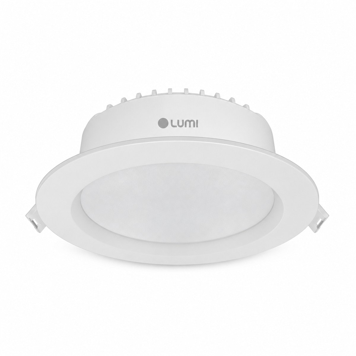 Đèn Downlight âm trần 110° Lumi trên nền trắng, ảnh sản phẩm chính diện