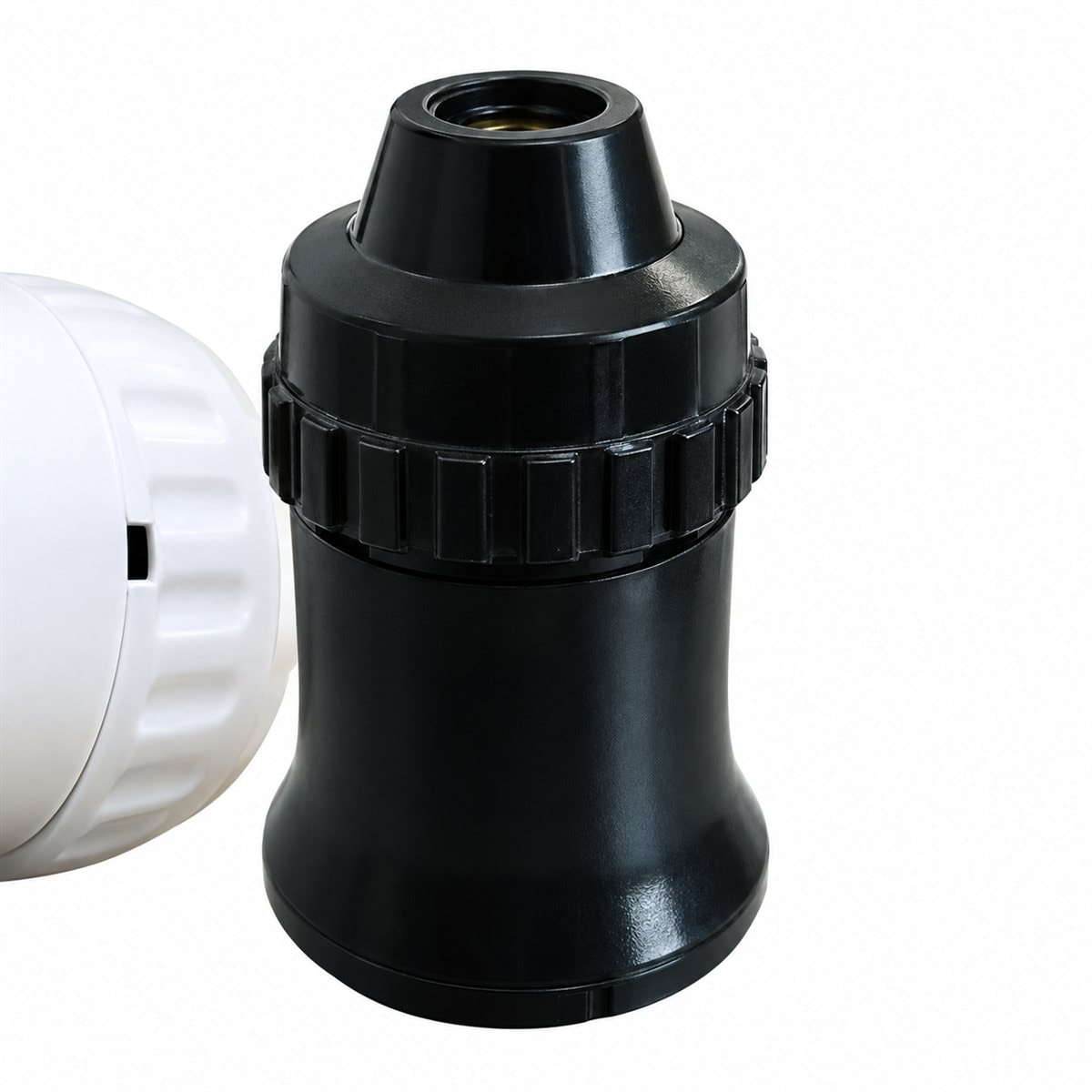 Đui đèn E27 di động Panasonic trên nền trắng, ảnh sản phẩm chính diện